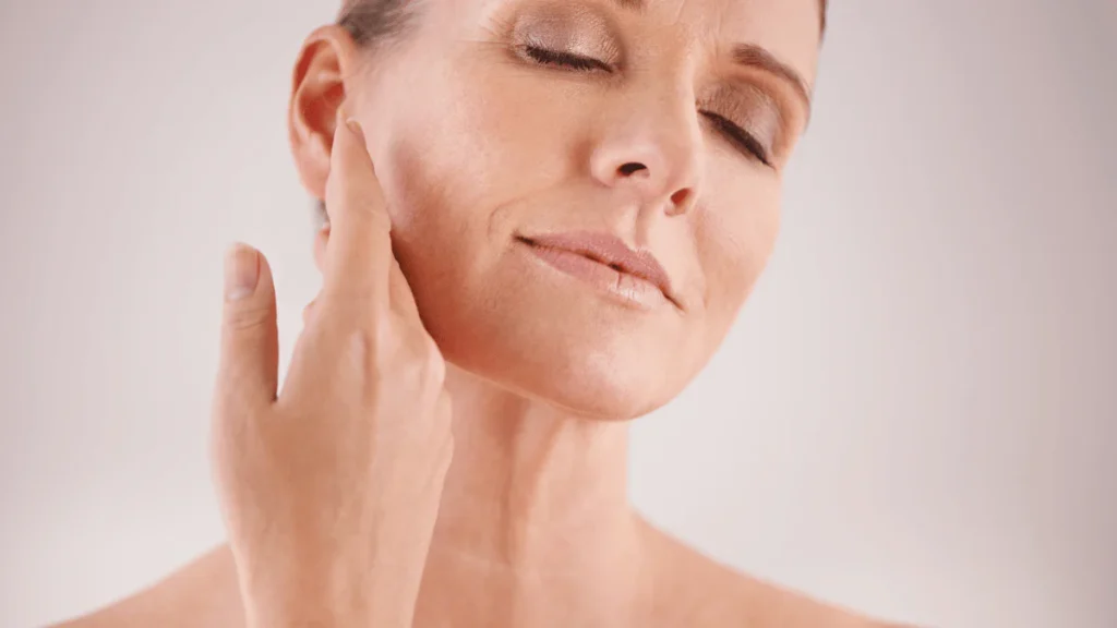 Hydrating mask in Your 50s