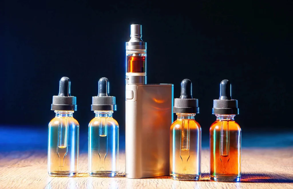 Why Dive into DIY Vape Juice?