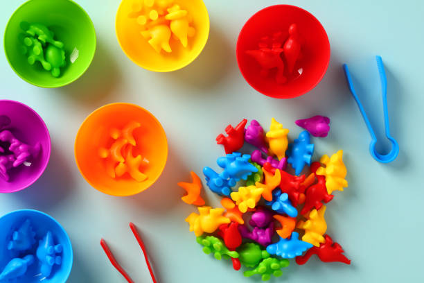 Best Toys for Sensory Development - Montessori Education Counting Animal and Dinosaur Matching Game