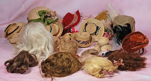 LiveAuctioneers Doll Wigs for Sale, Lot Of Doll Wigs.