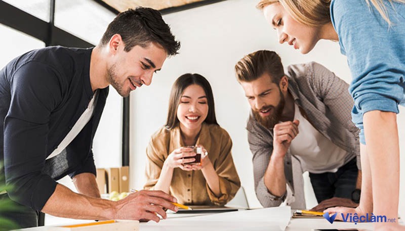 Việc làm và Sự nghiệp