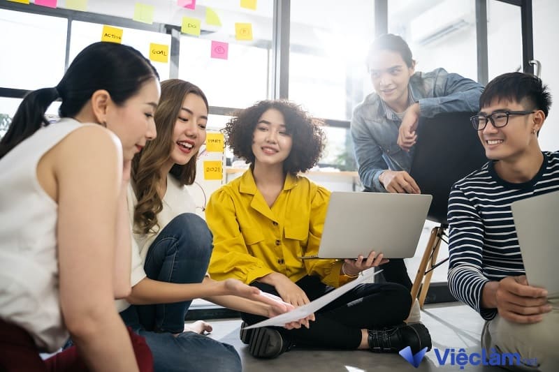 Người có SQ cao thường có sự tập trung tốt, ít trì hoãn nên giúp cho năng suất công việc trở nên cao hơn