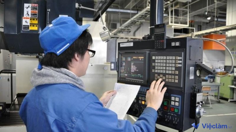 Kỹ năng vận hành và sử dụng máy móc
