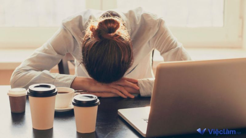 Những stt áp lực công việc hay, đồng cảm mới nhất