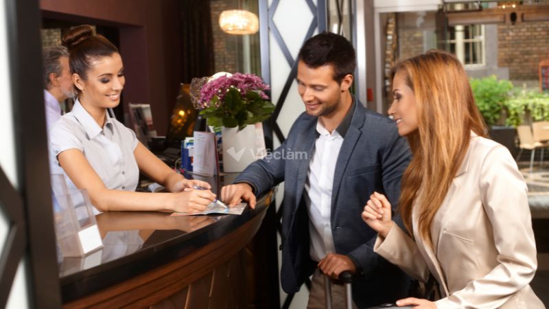 Tìm việc làm nhân viên lễ tân khách sạn