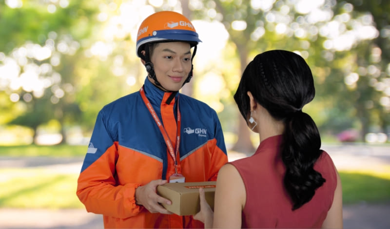 Sự gia tăng của mua sắm online đã tạo ra nhu cầu lớn cho vị trí Shipper