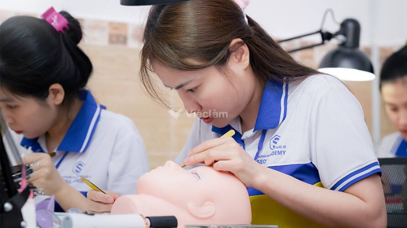 Seoul Academy cung cấp đa dạng các khóa học từ cơ bản đến nâng cao.