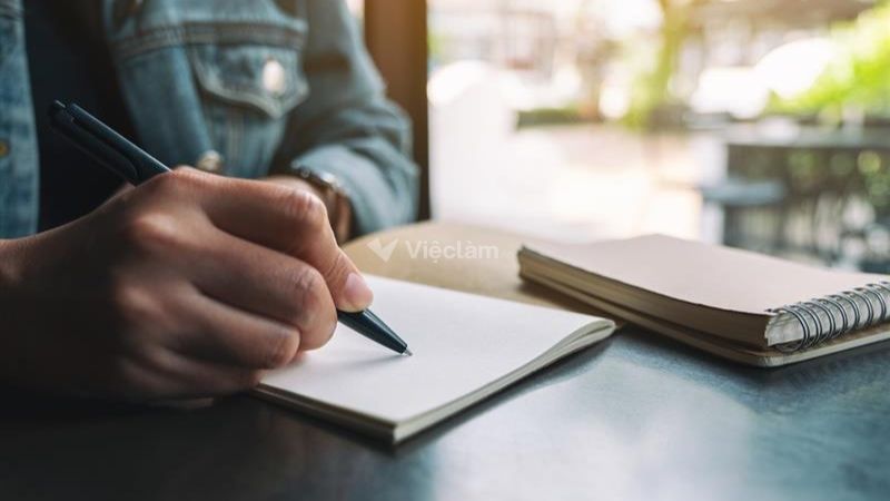 Nội dung giấy tờ trong hồ sơ xin việc dược sĩ nên trình bày ngắn gọn, súc tích