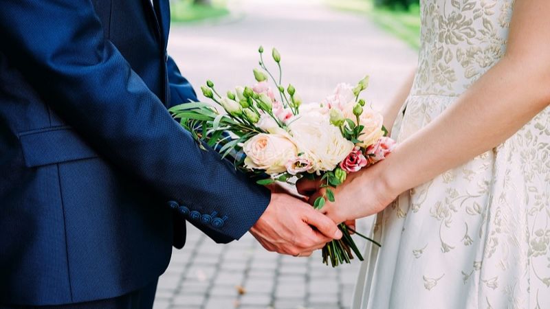 Người lao động kết hôn được nghỉ không lương 3 ngày theo quy định