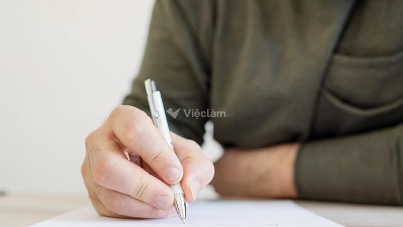 Hướng dẫn viết hồ sơ xin việc Jollibee chi tiết