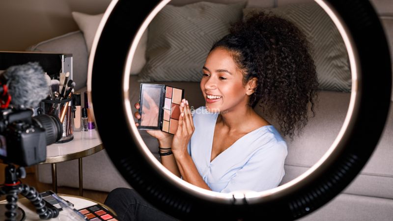 Mức thu nhập và cơ hội việc làm của Content Creator