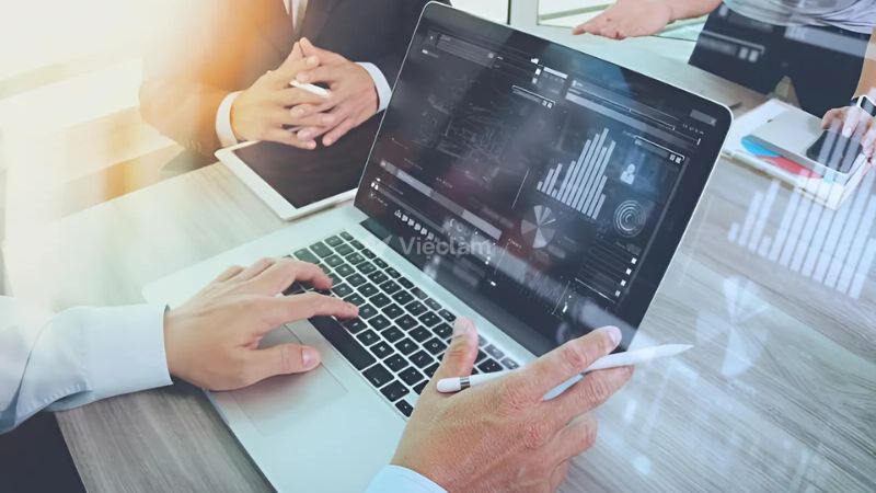 Marketing Executive cần có khả năng thu thập, phân tích thị trường