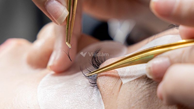 Chi phí học nối mi hiện nay