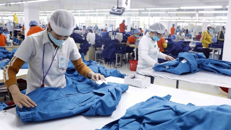 Lao động phổ thông cần giữ thái độ tích cực và tác phong chuyên nghiệp trong công việc