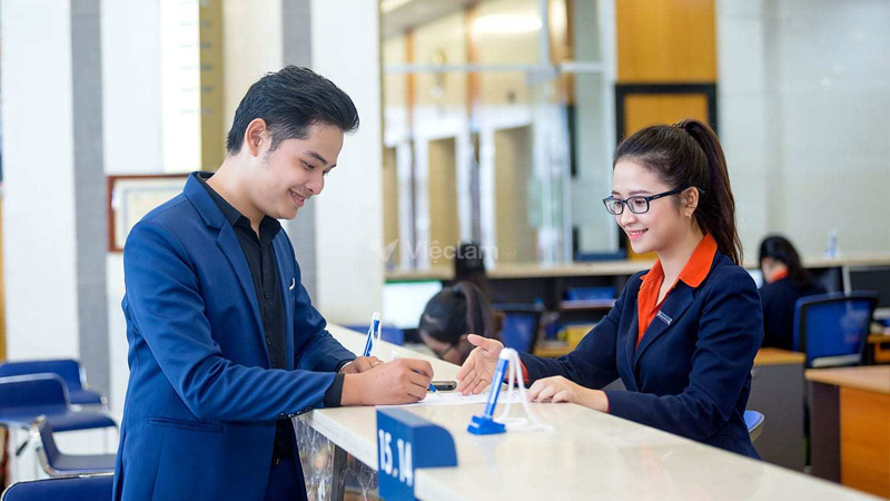 Mẫu mục tiêu nghề nghiệp ngân hàng cho chuyên viên quan hệ khách hàng