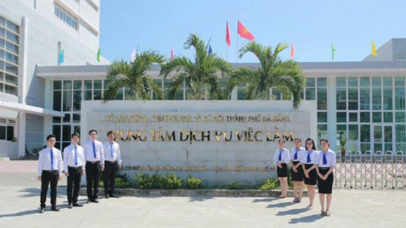 Trung tâm giới thiệu việc làm là gì?