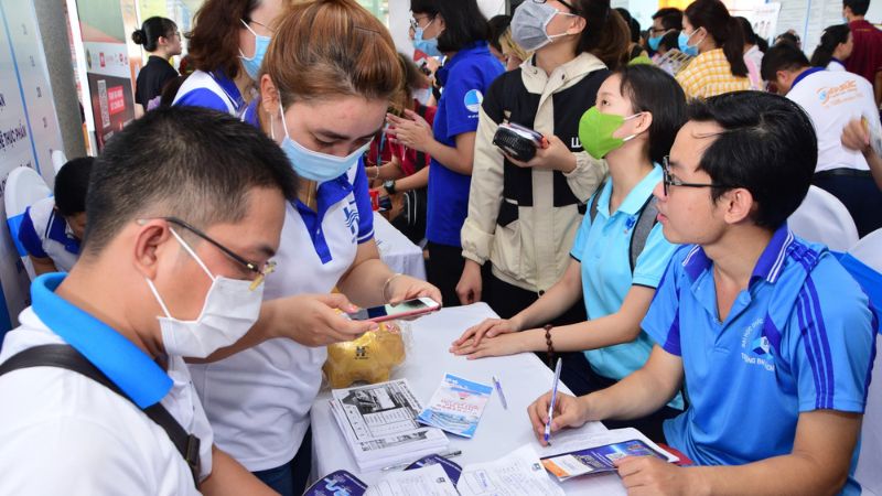 Ưu và nhược điểm khi tìm việc làm tại trung tâm giới thiệu việc làm