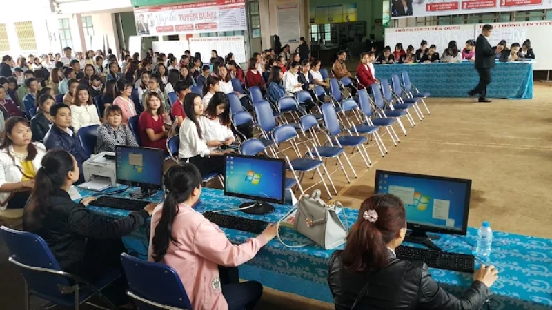 Các buổi định hướng, giới thiệu việc làm trung tâm 