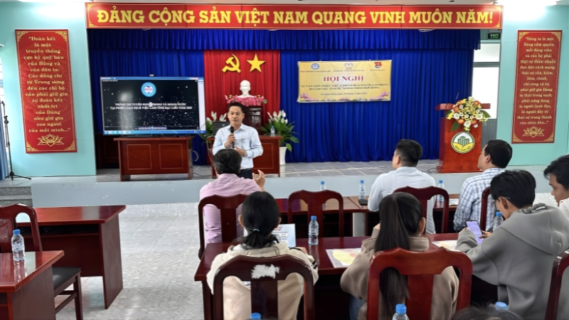 Hội nghị giới thiệu việc làm do TTDVVL Bạc Liêu tổ chức