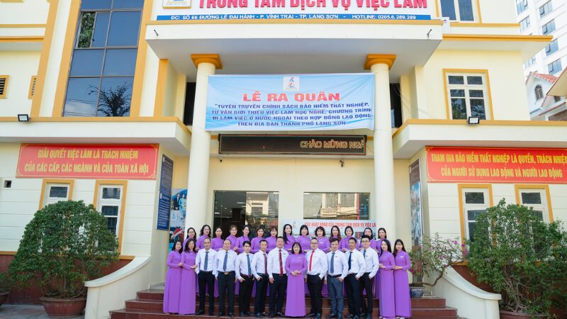 Nhân viên trụ sở chính trung tâm giới thiệu việc làm Lạng Sơn (Nguồn: Trung tâm Dịch vụ Việc làm Lạng Sơn)