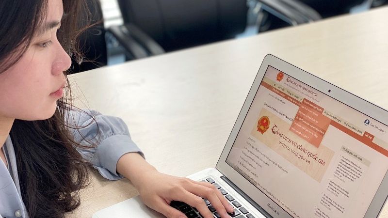 Người dân truy cập vào Cổng Dịch vụ Công làm thủ tục BHXH (nguồn: Báo điện tử Chính phủ)