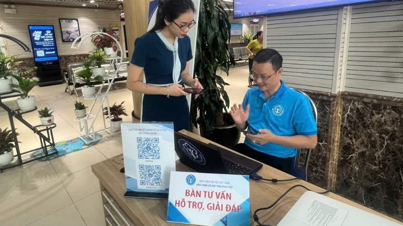 BHXA hyện Phú Xuyên tư vấn chính sách BHXH, BHYT, BHTN cho người dân