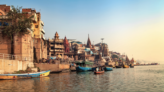 Beyond the Brochure: Discovering Agra’s Hidden Corners and Local Flavors
