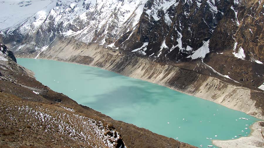 Dona Lake, Nepal.