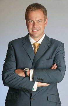 3 Success Tips from a Business Dragon!