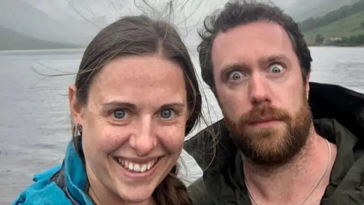 Scary Selfie Reveals Couple’s Lucky Escape From Death…