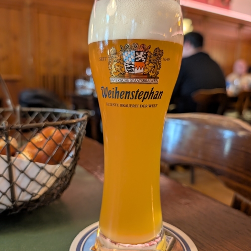 Last beer of the trip... Weihenstephan hefe