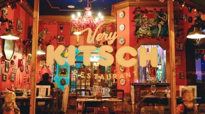 Un viaje a la cultura pop: Restaurante Very Kitsch Santiago