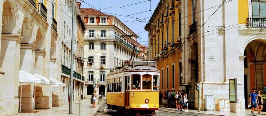 Portugal Esencial con Madrid 2026