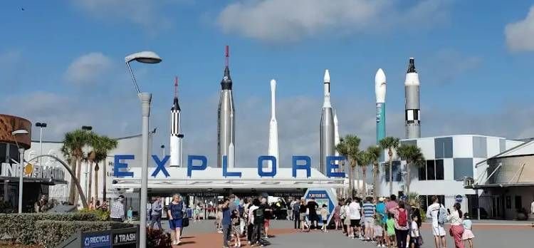 Orlando Clásico Plus: Parques & NASA