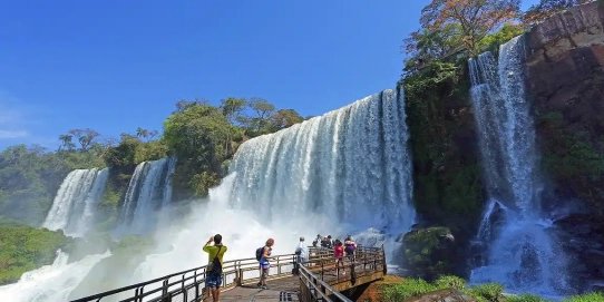 Buenos Aires & Iguazú 2026 (AMI)