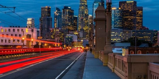 Descubre Los Ángeles 2026 (AB/CYR)