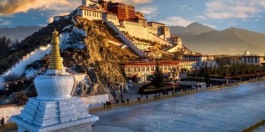 Tour 14  Beijing- Xi’an- Chengdu- Lhasa (Tibet)-  Shanghai (DT) 2026- 2027