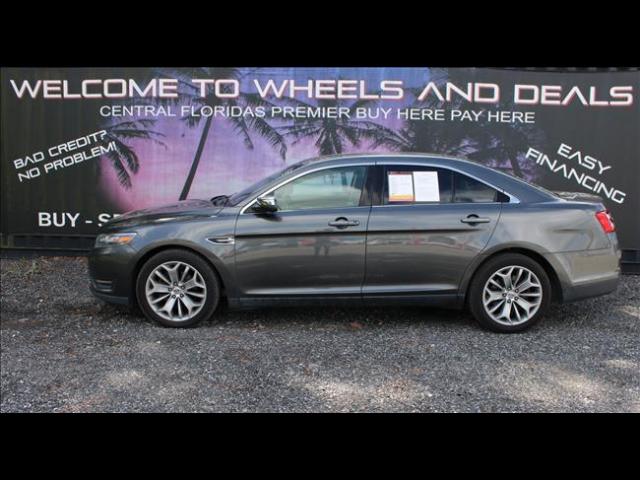 2016 Ford Taurus Limited's photo