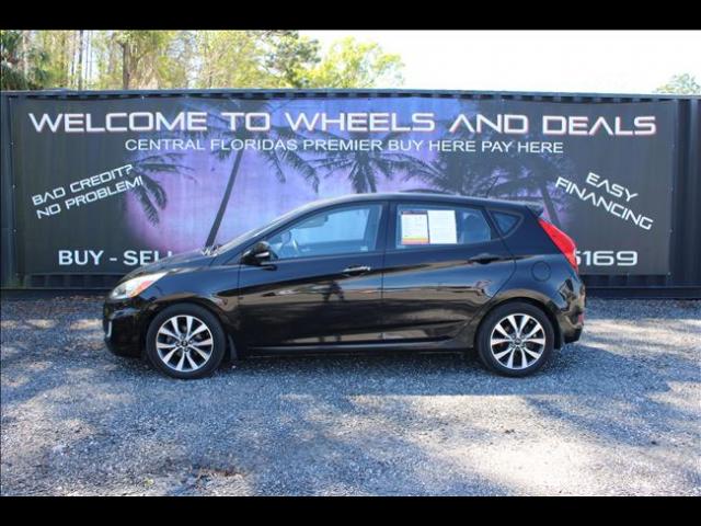 2015 Hyundai Accent Sport 5-Door 6-Speed Automatic's photo