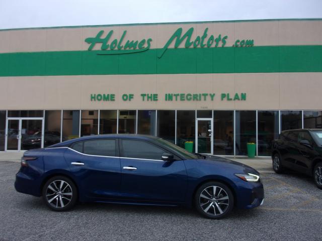 2022 Nissan Maxima SV's photo