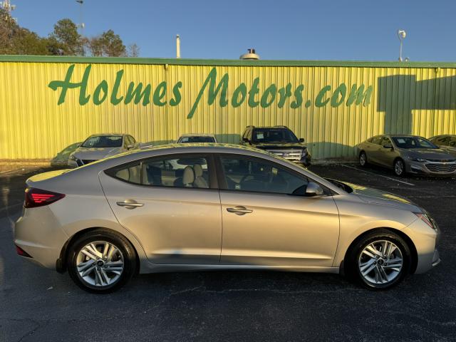2020 Hyundai Elantra Automatic IVT - Image 2