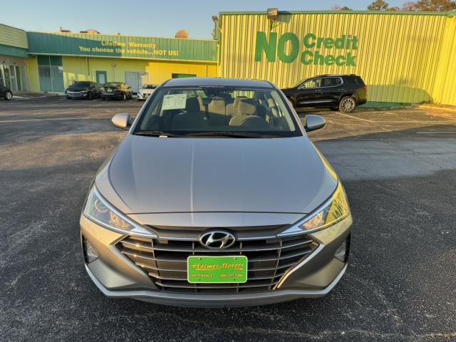 2020 Hyundai Elantra Automatic IVT - Image 3