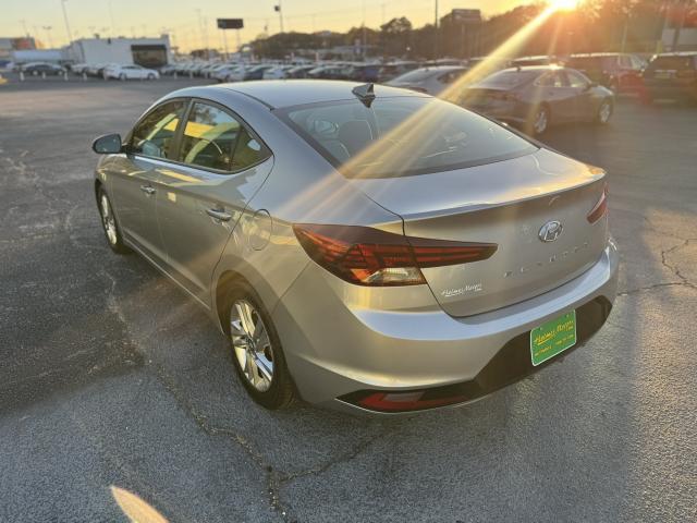 2020 Hyundai Elantra Automatic IVT - Image 6