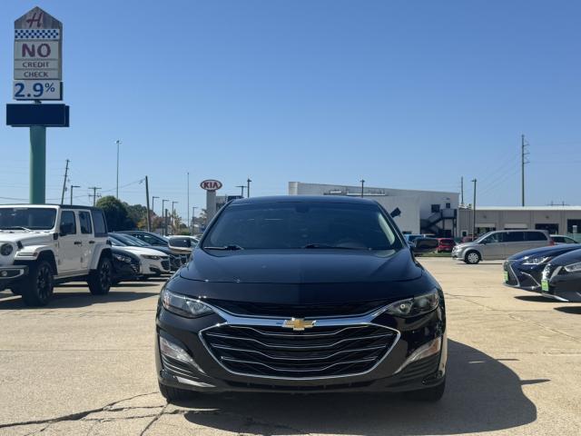 2022 Chevrolet Malibu Automatic CVT - Image 1