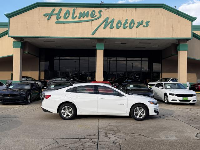 2023 Chevrolet Malibu Automatic CVT - Image 2