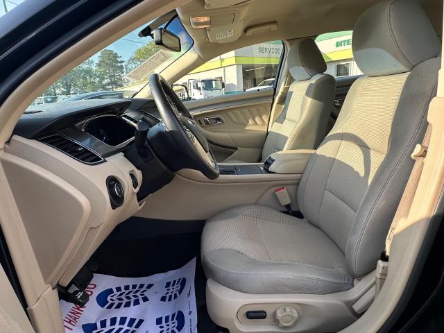 2017 Ford Taurus Auto 6-Spd w/SelShft - Image 9
