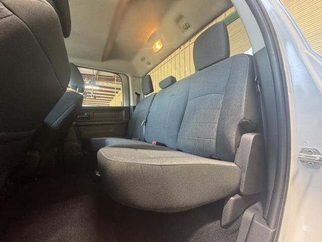 2021 Ram 1500 Classic Crew Cab Automatic 8-Spd - Image 9