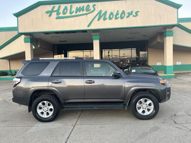 2022 Toyota 4Runner Automatic 5-Spd w/Sequential Shift - Image 1