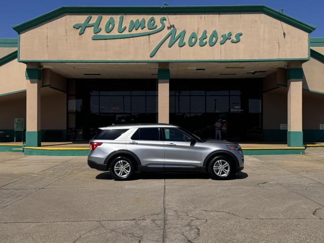 2023 Ford Explorer Automatic 10-Spd - Image 2