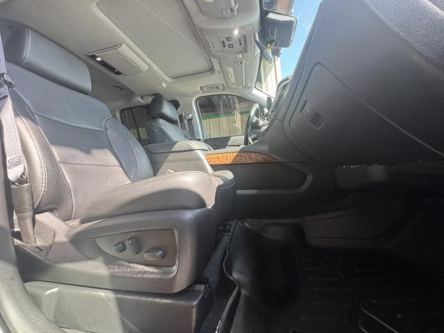 2020 Chevrolet Suburban Automatic 6-Spd w/Overdrive - Image 10